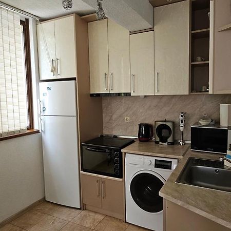 Д И В 1 - D & V 1 Apartment Sandanski Luaran gambar