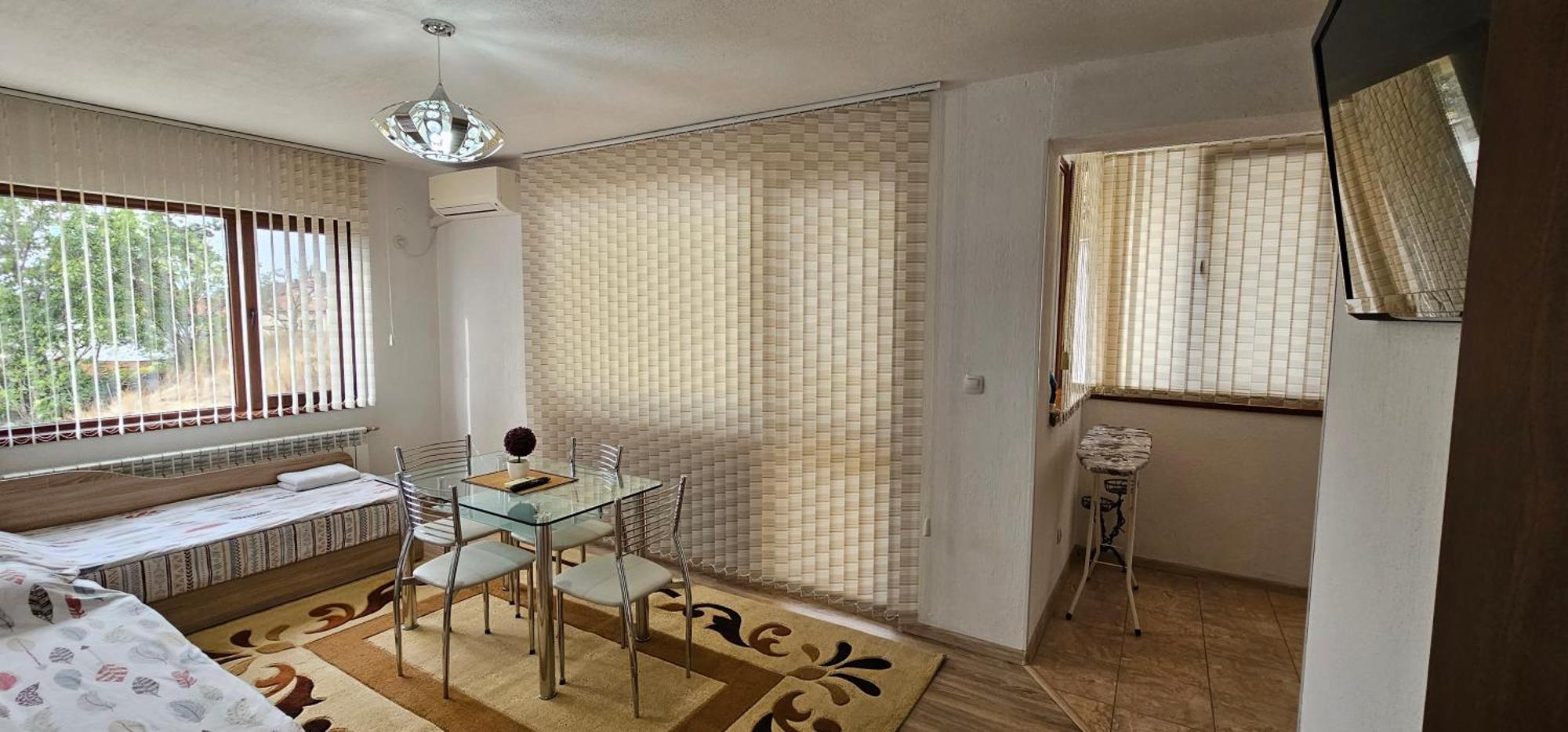 Д И В 1 - D & V 1 Apartment Sandanski Luaran gambar