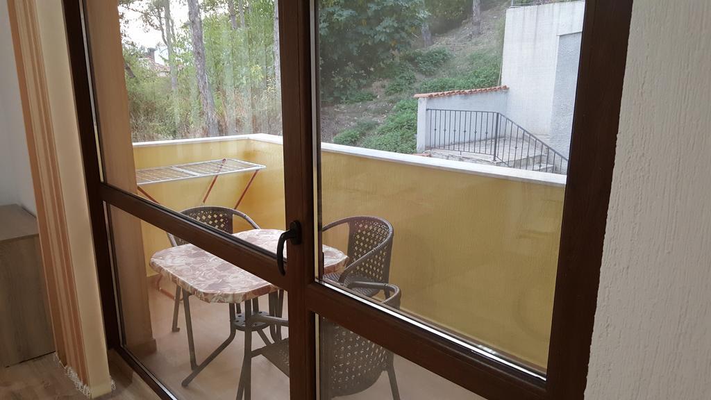 Д И В 1 - D & V 1 Apartment Sandanski Luaran gambar